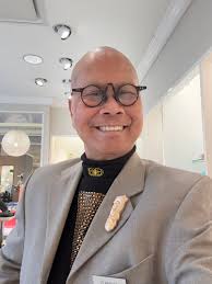 like normal plans, but I also like to recharge my energy being in contact  with nature, I want to meet a man with whom I can go out for a beer and