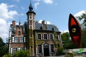 Wie es sich für eine waschechte soap gehört, bestimmen erste liebe, freundschaften. Anubis The Ride Plopsaland De Panne Freizeitpark Welt De
