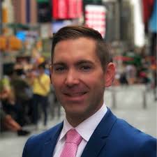 At Ross, values start with our people, and we are celebrating career  milestones like Glen's, who began his career here in 2003 as a Regional  Analyst in Planning. Check out the video