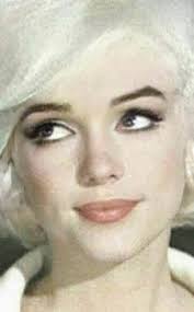 Pin By Xxxmisfits On Marilyn Monroe Marilyn Monroe Photos Marilyn Monroe Marilyn Monroe Art