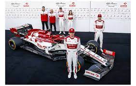 Jetzt unzählige statistiken entdecken & eigene abfragen erstellen! Formel 1 Alfa Romeo Racing Orlen Mit Neuem Renn Boliden Motorsport Formel 1 News Unterwegs Auf Der Autobahn Reisen Rasten Tanken Shoppen Erholen Unterhalten