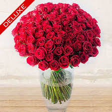 Regala 50 rose rosse per qualcuno che ami, perché. Fioreria Citta Dei Fiori Consegna Fiori A Verona