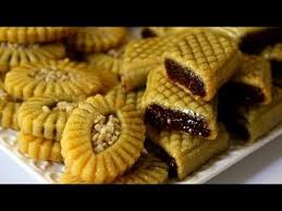 Makrout Au Four مقروط الفران بجوج اشكال هشيش كيدوب في الفم Youtube Food Biscuits Waffles