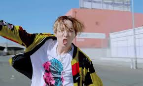 J Hope Chicken Noodle Soup Feat Becky G Mv Https Encrypted Tbn0 Gstatic Com Images Q Tbn 3aand9gctcim1osnm J5ude8q0l Qsrfn9zhr0k Jba Usqp Cau