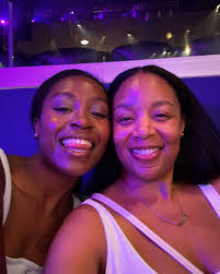 Denae Jones's Instagram, Twitter & Facebook