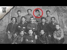 4 Time Travel Stories Evidence Of Other Dimensions Time Travel Stories Time Travel Time Travel Pictures