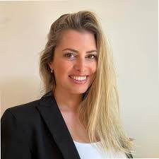 Diane Lafitte's Instagram, Twitter & Facebook