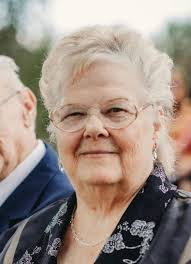 Mable Dixon's Instagram, Twitter & Facebook