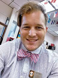 10 West Zone teachers among Golden Apple Finalists