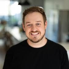 Karim Saad's Instagram, Twitter & Facebook