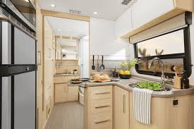 leisure travel vans unity mb