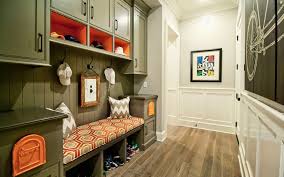 Check out how i built this modern diy hall tree bench for my home entryway. Hall Tree Bench Ideas For The Entryway And Mudroom