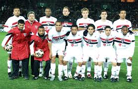 Hino ao são paulo futebol clube nos tempos da floresta! Ex Liverpool Lamenta Derrota Para O Spfc Em 2005 Eles Tinham Um Time Enorme Jovem Pan