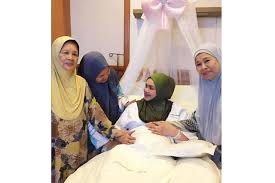 A life that feels good on the inside.not one that just looks good on the outside. Siti Nurhaliza Welcomes Baby Girl Here S What Her Hospital S Presidential Suite Looks Like The Singapore Women S Weekly