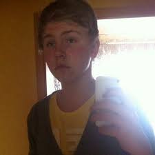 Max Möller (@MaxMoellert)