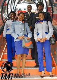 The Most Fabulous Flight Attendant Fashions In History Flight Attendant Fashion Flight Attendant Flight Attendant Life