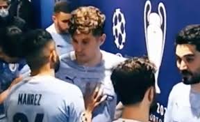 17 năm trước tại gelsenkirchen (đức), monaco của pháp đã thua porto của bồ đào nha 3 bàn không gỡ. Sbkt2sqo1qobtm