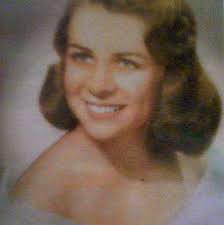 Elysium Cafe Avon Lake 壹 ELYSIUM CAFEE ELYSIUMCAFE 回 CREPES  CREPES~SANDWICHES Ad SANDWICHES 0 耳美量