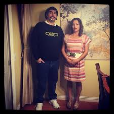 Pablo Escobar Tata From Narcos Costume Halloween2016 Pablo Escobar Costume Couples Costumes Couple Halloween Costumes