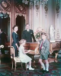 Pelo fuso horário do reino unido, onde o casal vive, philip já está no dia de seu aniversário. A Filha De Elizabeth Ii E Tida Como A Melhor Rainha Que Os Ingleses Nunca Terao
