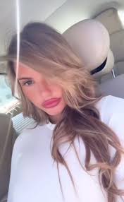 Who Managed Iris Instagram Love Island