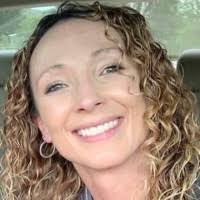 Candace Reeves's Instagram, Twitter & Facebook