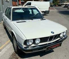 Initially launched as a sedan in january 1988, the e34 also saw a touring station wagon (estate) body style added in september 1992, a first for the 5 series. Bmw 518 Pouzite Osobni Vuz Pouzite Mobile De