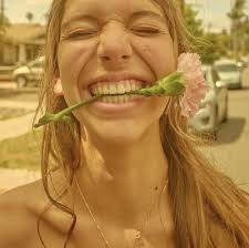 Emma Andersen's Instagram, Twitter & Facebook