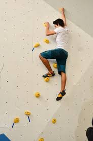 Como prometido, deixamos algumas fotos do 2º dia do Lisboa Boulder Contest  2015, dedicado aos mais novos. (créditos das fotos para a Leonor Casanova .  obrigado!) Fica também em baixo a classificação