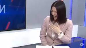 Поводом для решения руководства канала стала организация журналисткой акции в. Kazanfirst Zyuganov O Vedushej Vgtrk Odnako Tut Ne Smeyatsya A Plakat Nuzhno