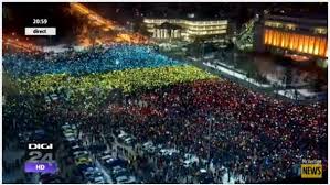Manifestanții scandează demisia, psd, ciuma roșie. Romanian Protesters Create Live Romanian Flag In Bucharest Novinite Com Sofia News Agency