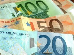 Beim eigentlichen geldinstitut handelt es sich um eine genossenschaftliche bank. Mehr Einlagen Und Weniger Kredite Bei Der Sparda Bank Radio Gutersloh