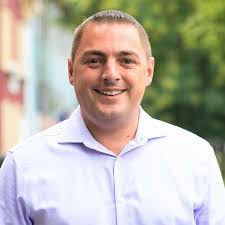 Thomas Corlett's Instagram, Twitter & Facebook