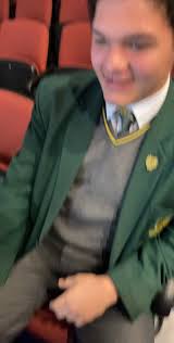 Ray Bates (@raybatess)