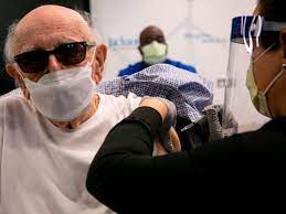 Covid 19 Cases Surge In U S As Vaccinations Fall Below Government Predictions Npr
