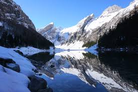 Looking for the best hikes and walks around seealpsee? Wintergluck Am Malerischen Seealpsee Abenteuermomente