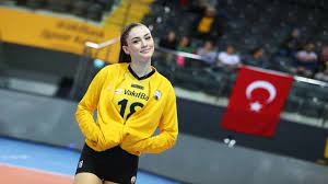 The birth sign of zehra gunes is leo. She Is So Beautiful And Super Talented Zehra Gunes Hd Dames Volleybox