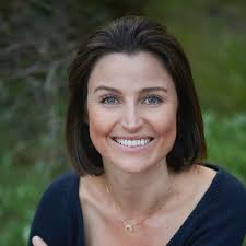 Carrie Latimer's Instagram, Twitter & Facebook