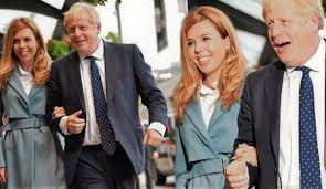 Boris johnson and carrie symonds holding hands in the sussex countryside shortly after reports they had a blazing row at her flat. Uk Prime Minister Boris Johnson Married Carrie Symonds In Secret Ceremony Peak News