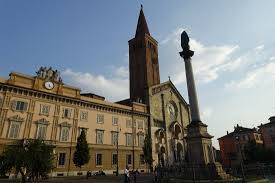 Contatta ☎ banca di piacenza fidenza, via san michele campagna con ⌚ orari, indicazioni stradali, dati di contatto. Un Panorama A 360 Gradi Recensioni Su Duomo Di Piacenza Piacenza Tripadvisor