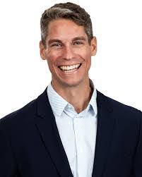 Kevin To's Instagram, Twitter & Facebook