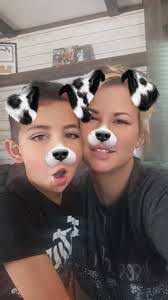 Ashley Akey's Instagram, Twitter & Facebook