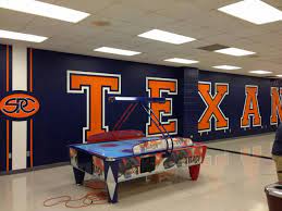 Elite Sign Design Llc 5181 69th St Ste 200 Lubbock Tx 79424 O 806 368 3643 Www Elitesigndesign Com South Plains College Wall Graphics Wall Mural