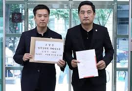 11일 법조계에 따르면 강 변호사는 2019년 4월 자신이 운영하는 유튜브 '가로세로연구소' 방송에서 유명 의류쇼핑몰 '임블리' 운영자 a씨의. Oeovthgjk Nutm