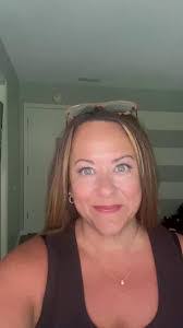 Cindy Birt's Instagram, Twitter & Facebook