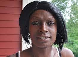 Sandra Oakman's Instagram, Twitter & Facebook