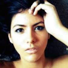 Stream Adriana Newell music