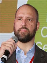 未来鞋业供应链——Gareth Brooks