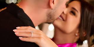 Kaylee Leon's Instagram, Twitter & Facebook