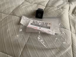 viewスイッチ純正化 項目1 カローラスポーツハイブリッド トヨタ 整備手帳 まゆつき みんカラ 車 自動車sns ブログ パーツ 整備 燃費 みんカラ トヨタ カーライフ